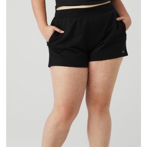 All Yoga High-Waisted Headliner Short - Black